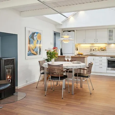 Amazing In With Kitchen
