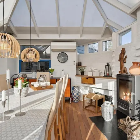 Amazing In With Kitchen *