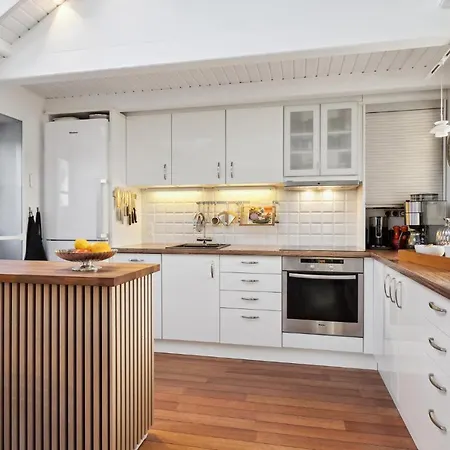 Amazing In With Kitchen *